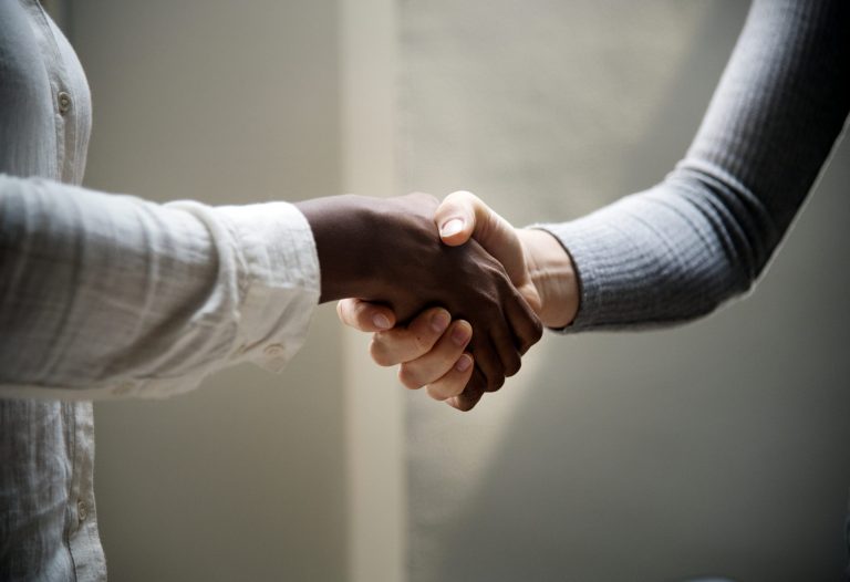 Lire la suite à propos de l’article Déléguer pour Réussir : L’Art Subtil de Gérer Ton Entreprise et Ta Famille